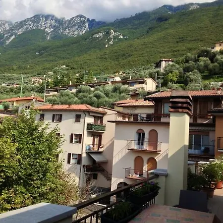 Casa Elvira * Бренцоне-суль-Гарда